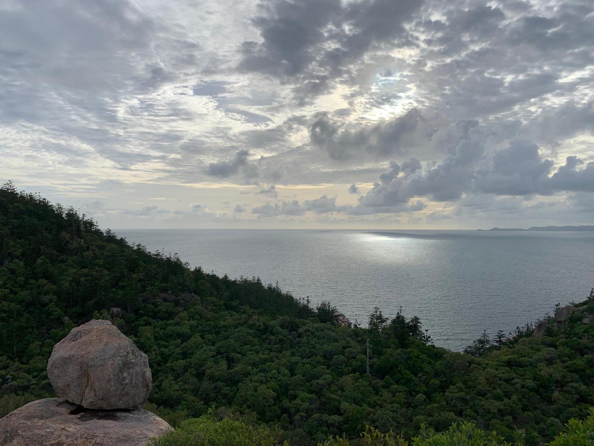 Shambhala Retreat Magnetic Island Cottages Nelly Bay Extérieur photo