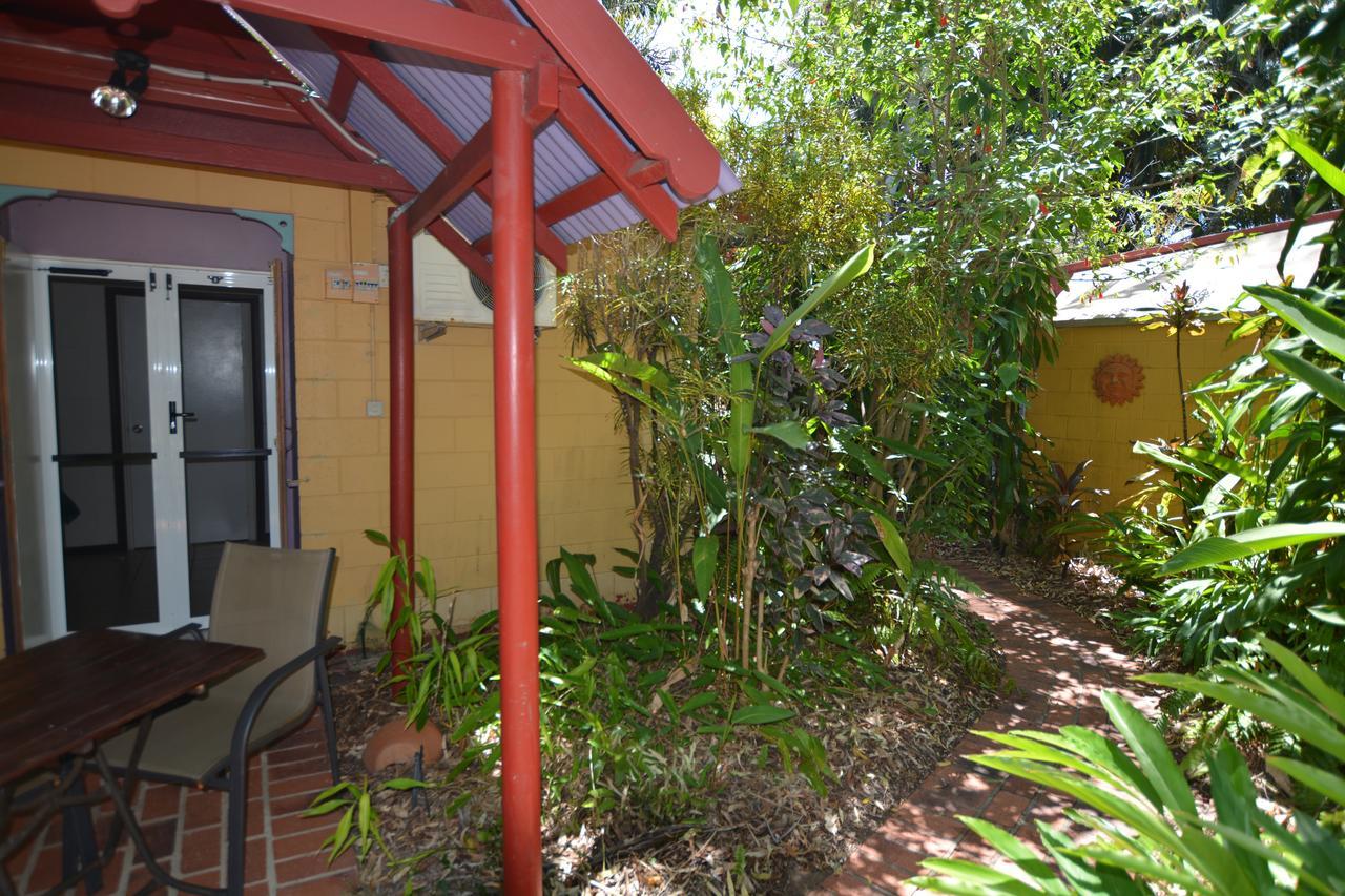 Shambhala Retreat Magnetic Island Cottages Nelly Bay Extérieur photo