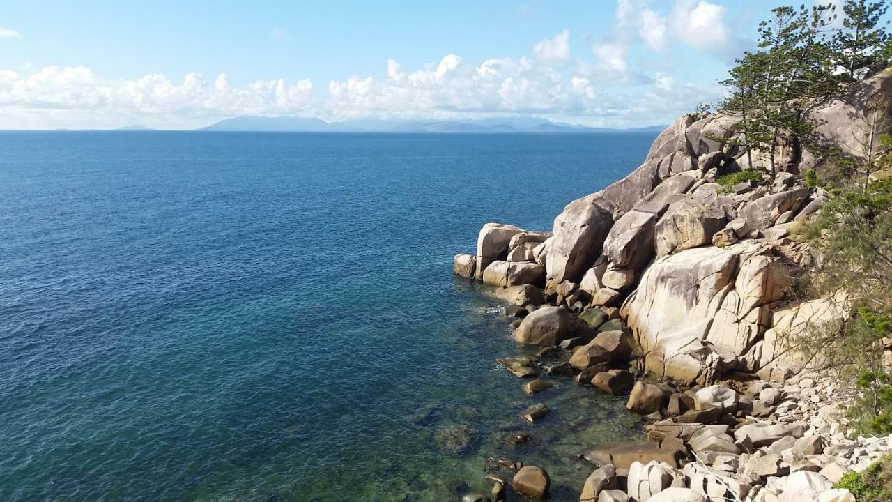 Shambhala Retreat Magnetic Island Cottages Nelly Bay Extérieur photo